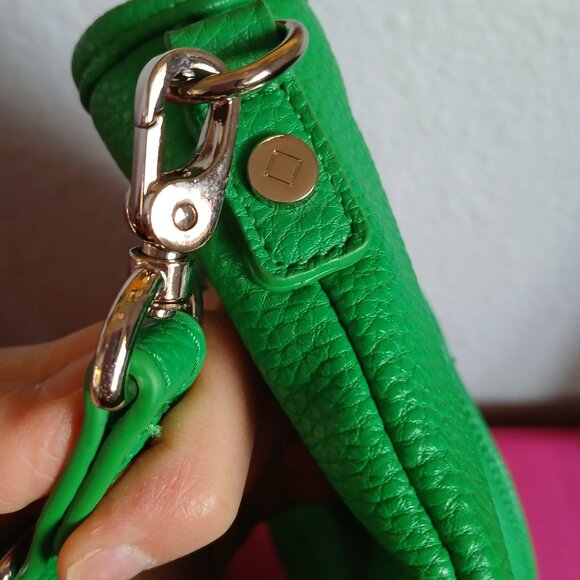 Green Purse by Jewel Collection - Picture 7 of 7